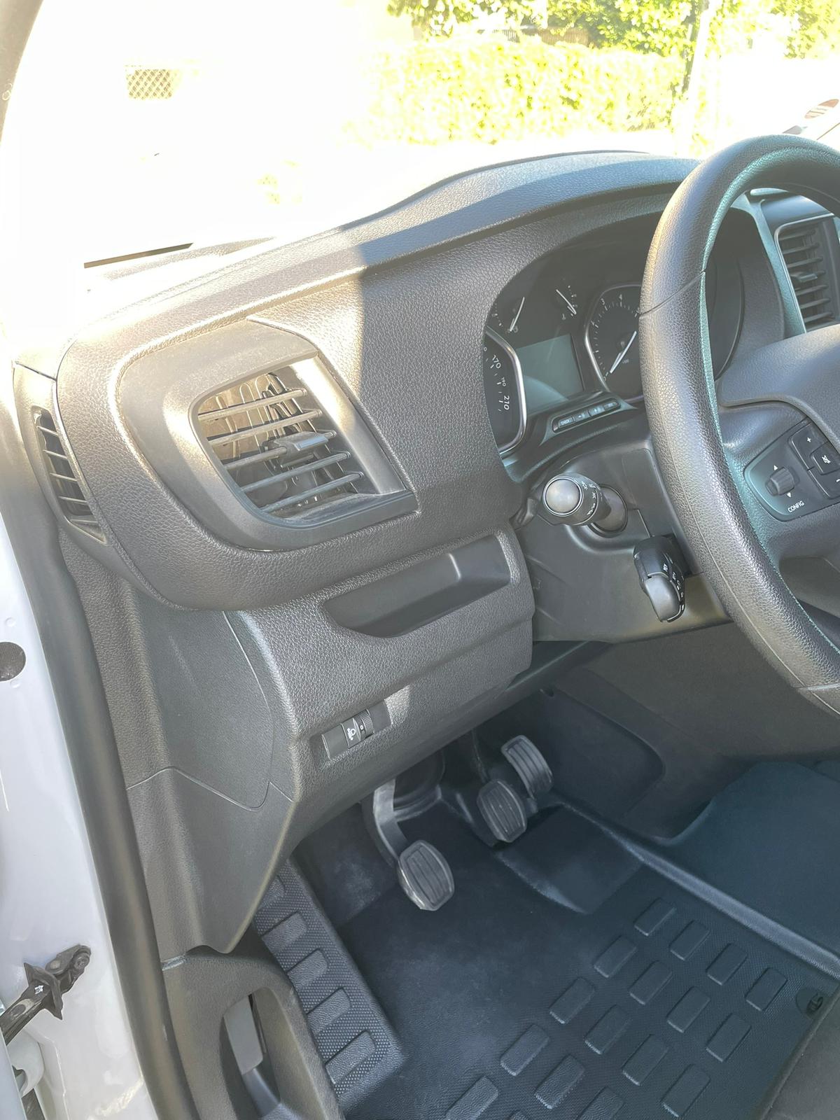 Siège conducteur - après